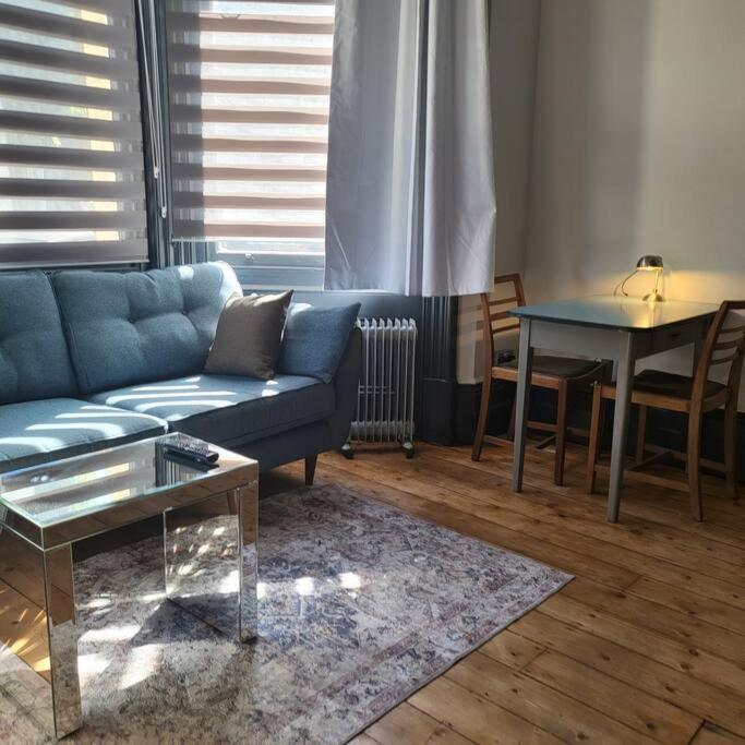 21 Mini Loft Apartment - Great Location - Comfy King Size Bed Брайтонн Экстерьер фото