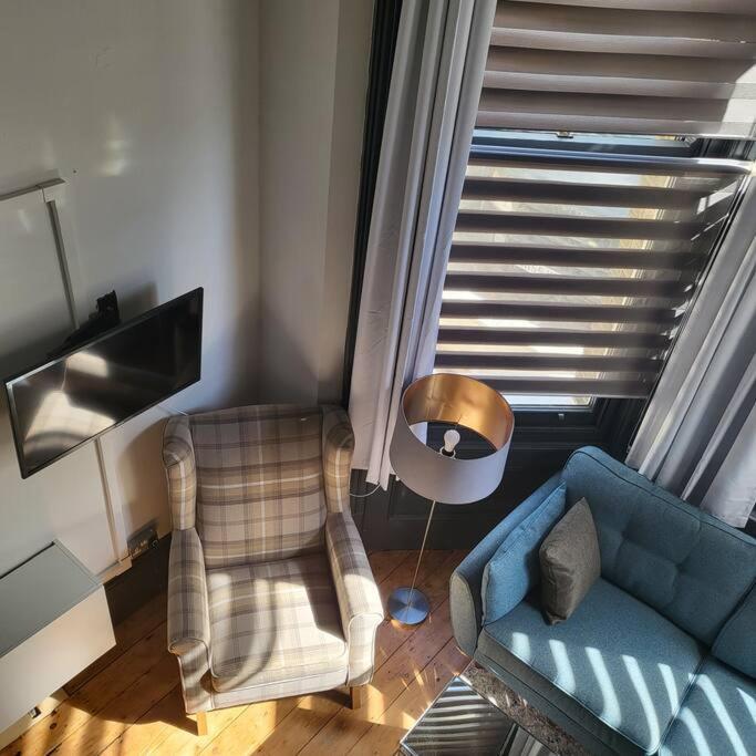 21 Mini Loft Apartment - Great Location - Comfy King Size Bed Брайтонн Экстерьер фото